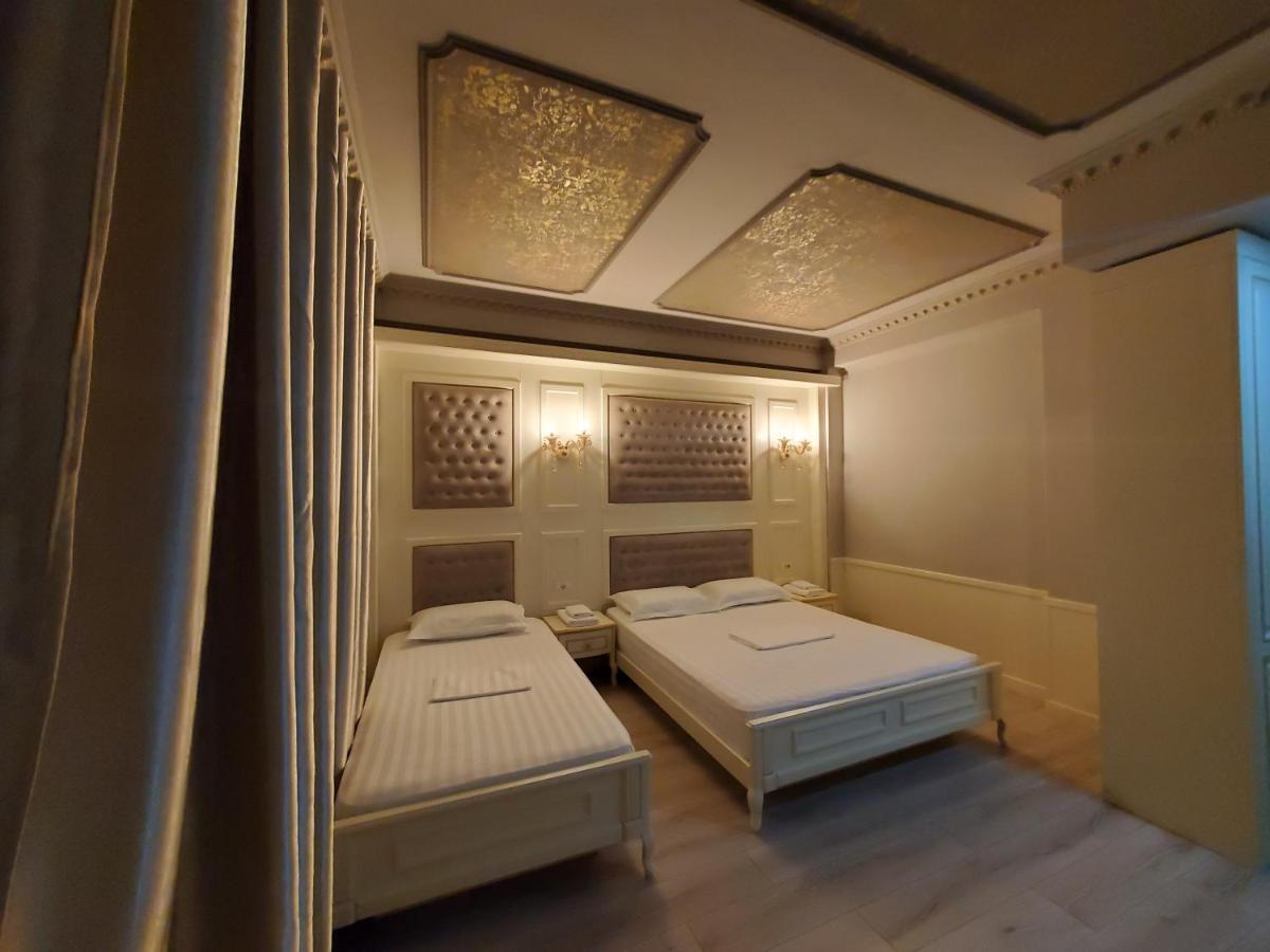 Hotel Lotus Tirana Buitenkant foto