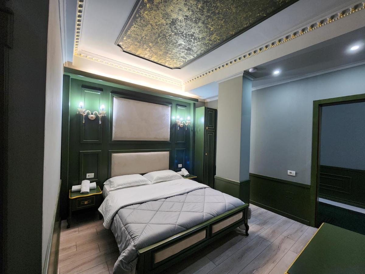 Hotel Lotus Tirana Buitenkant foto